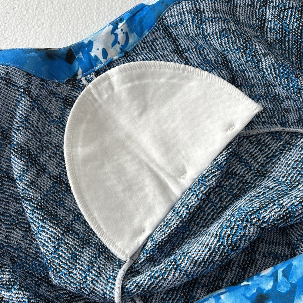 Ming Wang - blue, white and black, textured & designed jacket. - Picture 12 of 13